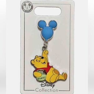 Brand new Winnie the Pooh collectible pin